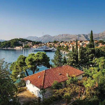 Rogisiceva Tiha Cavtat